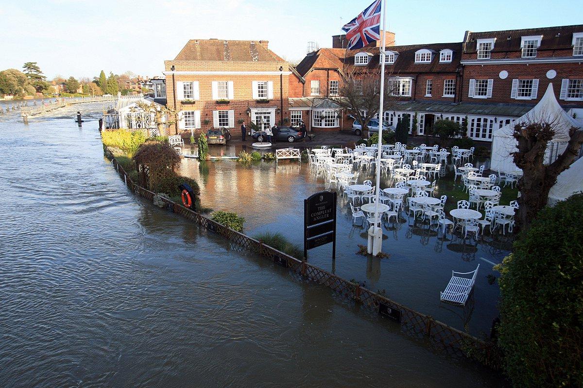 The Compleat Angler, Marlow