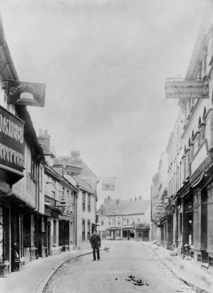 The Fountain, White Hart Street. Photo 1900. Pub sign is in the middle of photo.