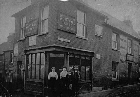 The Porters Arms, Duke Street. Photo 1910.