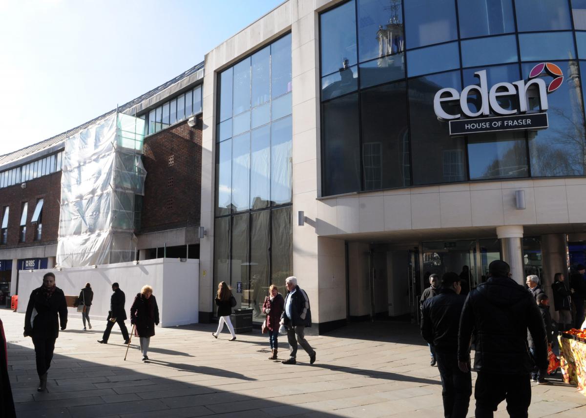 9 - Eden Shopping Centre entrance