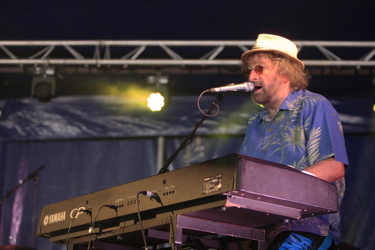 Chas n Dave - picture by ARM Images.