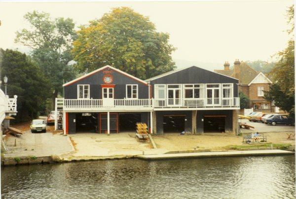 Looking S from the bridge, a view of Marlow Rowing Club's boathouse. Marlow. c 1990.