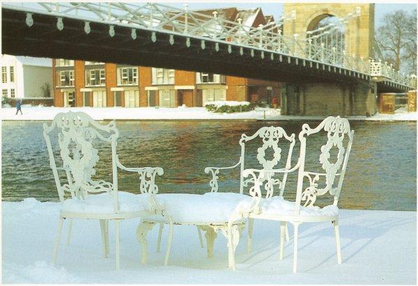 Seen from the grounds of the Compleat Angler Hotel, Marlow Bridge covered in snow. Marlow. c 1990's.