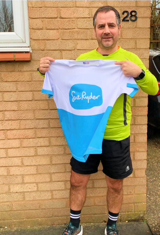 Come rain or shine – or snow – Michael Lemon stepped out every day for a month to run in memory of his dad. Michael raised funds for Sue Ryder St Johns Hospice.