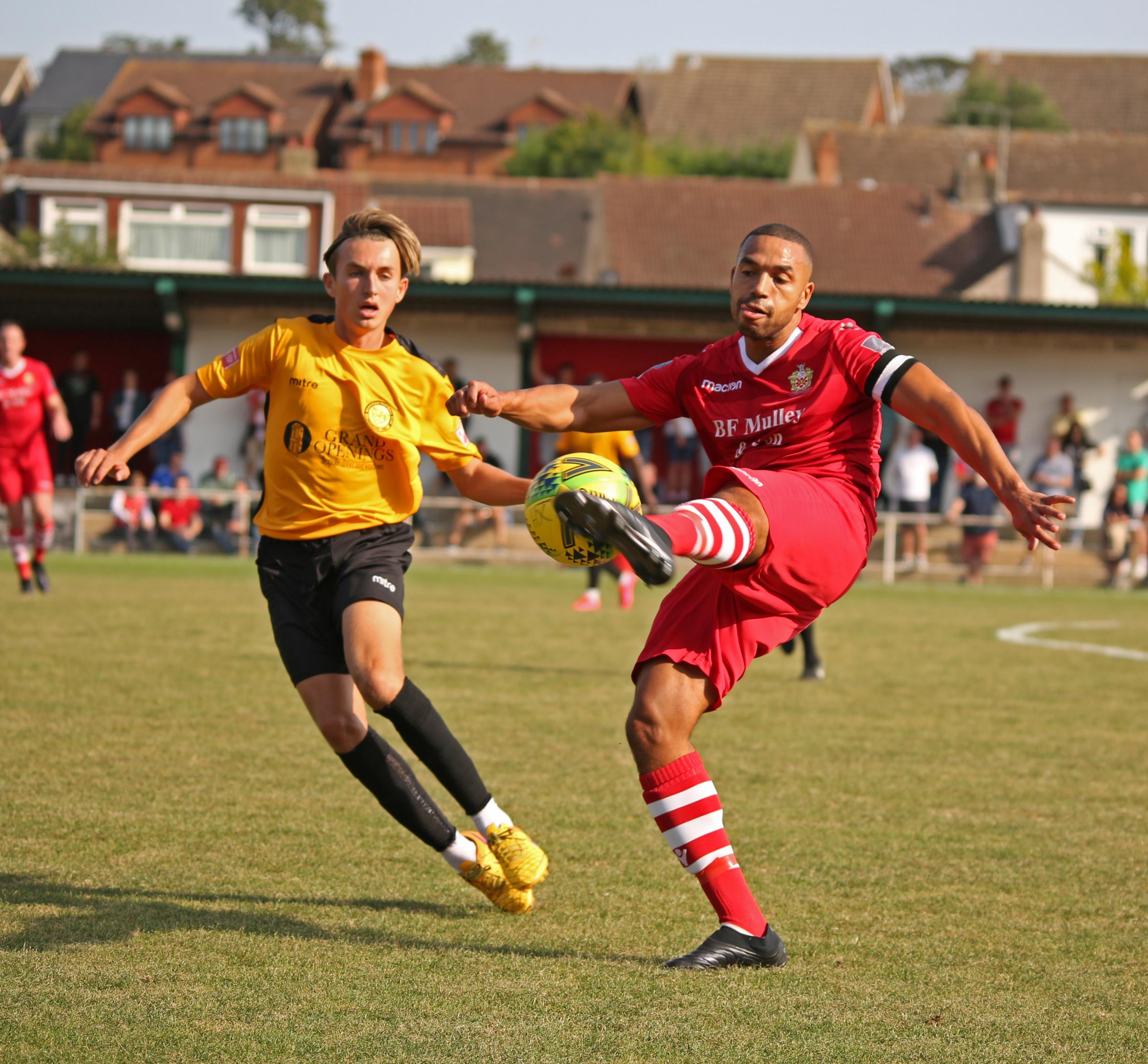 Lewwis Spence plays for Hornhurch (Photo by Hornchurch FC)