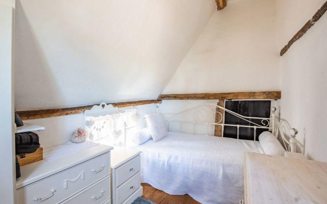 The spare bedroom at Thatched Cottage (Photo from Michael Anthony)