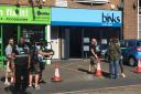 The actor and crew were spotted outside Binks Estate Agents on Hill Avenue (Credit: Guy Bradley)
