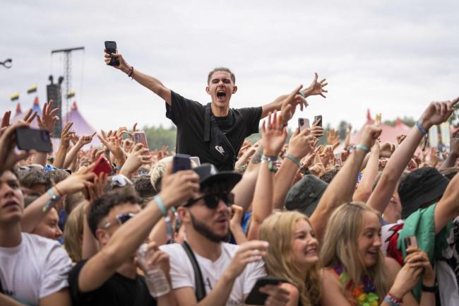 Crowds at Reading Festival (AP Photo/Scott Garfitt)