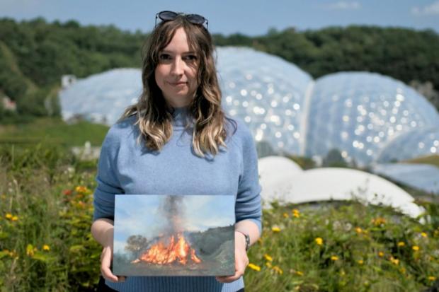 Bucks Free Press: Elisha at the Eden Project in Cornwall, a location during the competition (Image: screenshot of Landscape Artist of the Year on SkyArts)