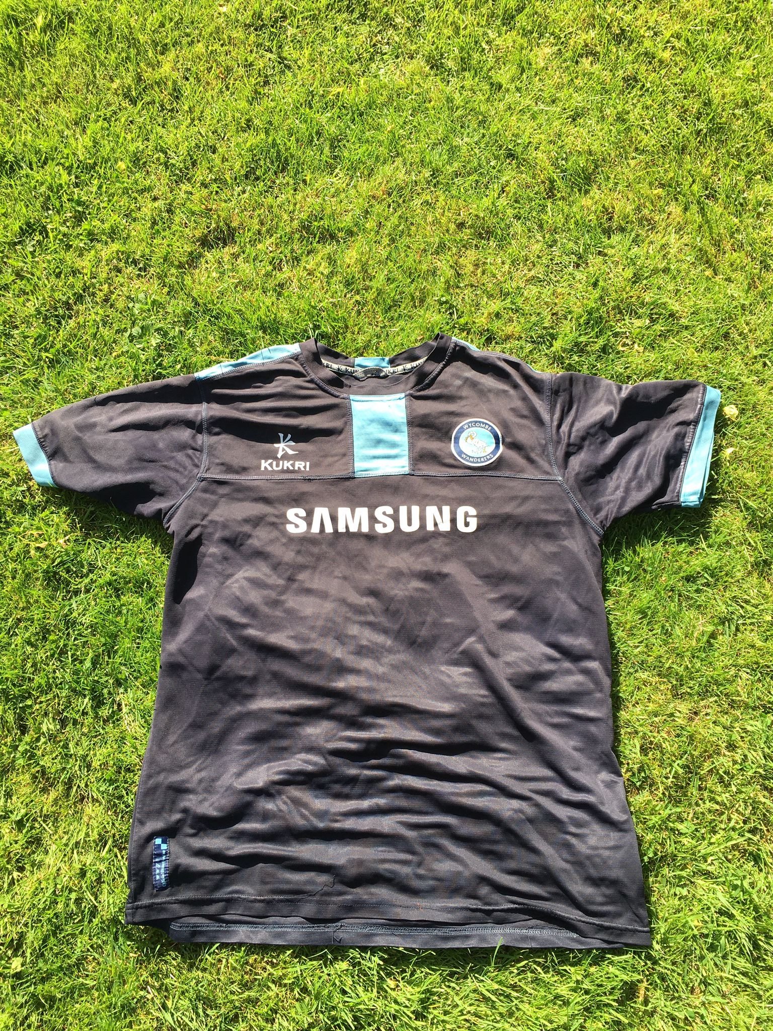 A training shirt from the 2013/14 season