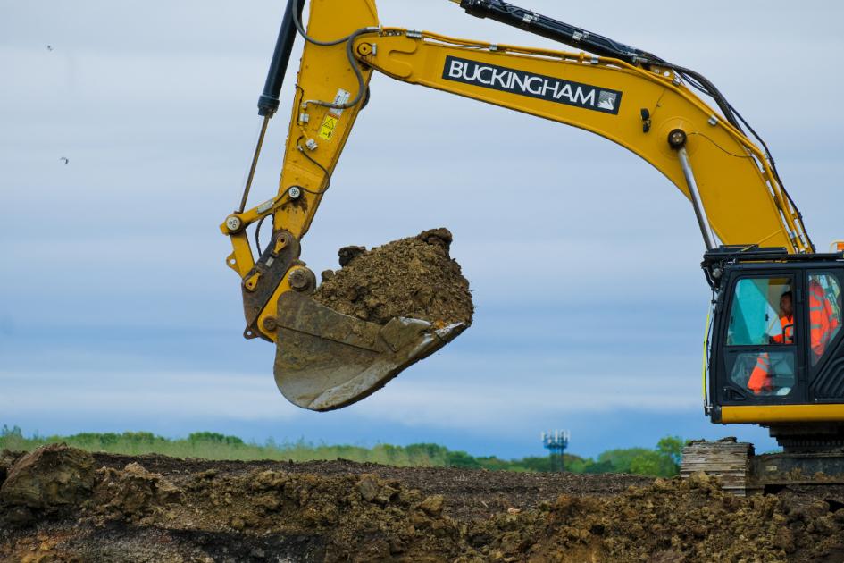 HS2's Calvert cutting excavation kicks off 