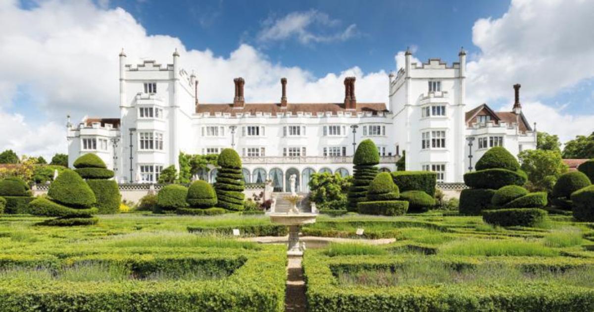 Marlow: Danesfield House Spa Illuminata wins Muddy Stilettos Award - Vimarsana News