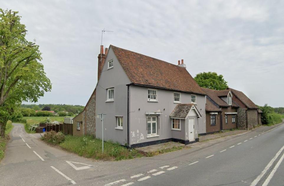 Berkshire pub with controversial name closed for good 