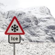 Ice weather warning sign. Credit: PA