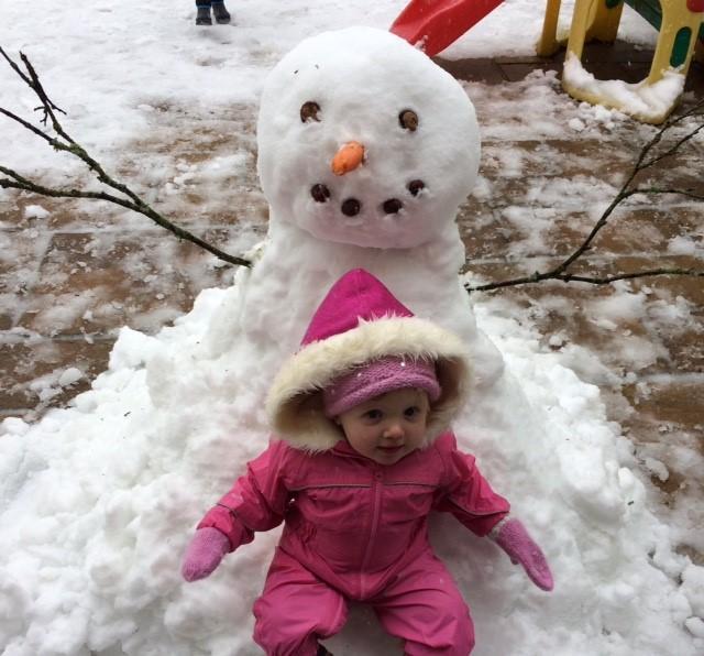 Snowman picture from Louie, Thea (pictured) and Annemarie Davenport